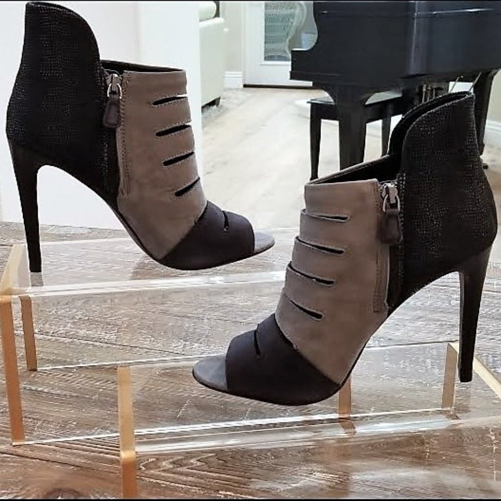 REBECCA MINKOFF | Peep Toe Ankle Bootie Heels 8.5
